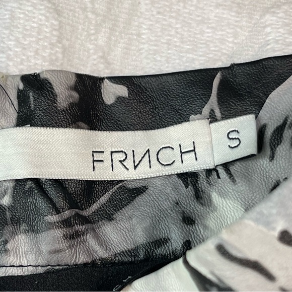 FRNCH PARISWomen Black Floral Faux Leather Circle Skirt Above Knee Sz-S NWT-FLAW - Picture 5 of 14